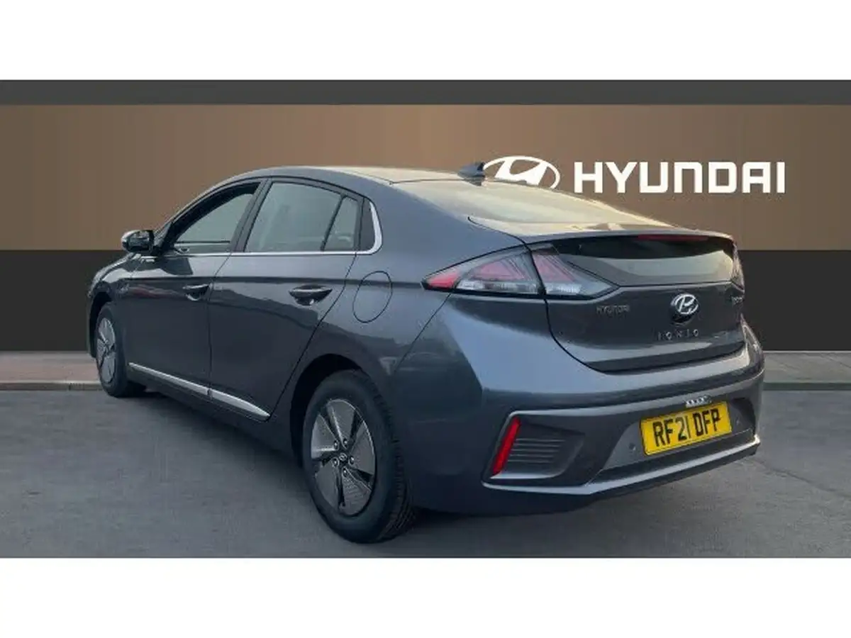 2021-hyundai-ioniq-16-gdi-premium-hybrid-big-1