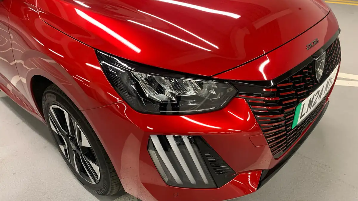 2024-peugeot-208-e-e-style-big-44