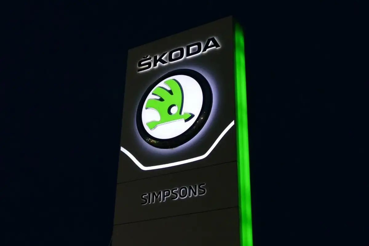 2019-skoda-karoq-20tdi-sportline-150ps-4x4-big-5