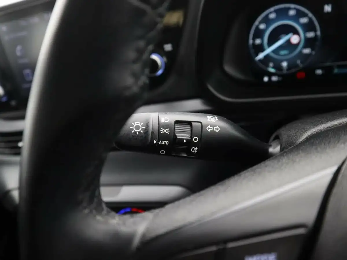 2022-hyundai-bayon-10-t-gdi-se-connect-big-31
