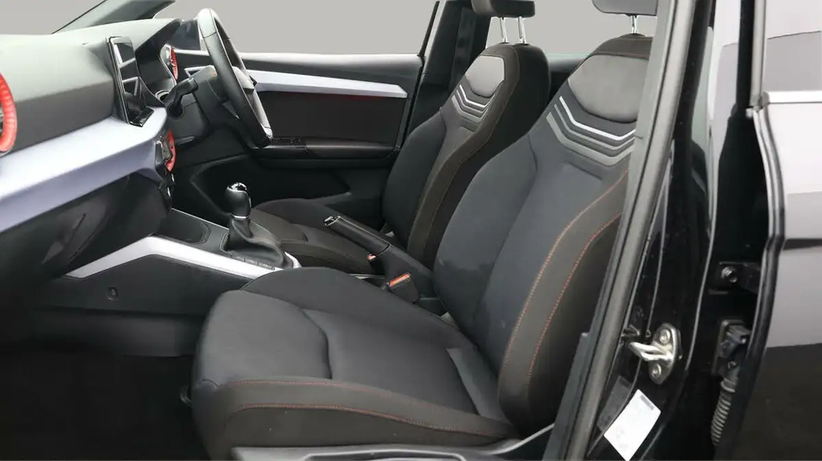 2024-seat-arona-10-tsi-fr-115ps-big-13