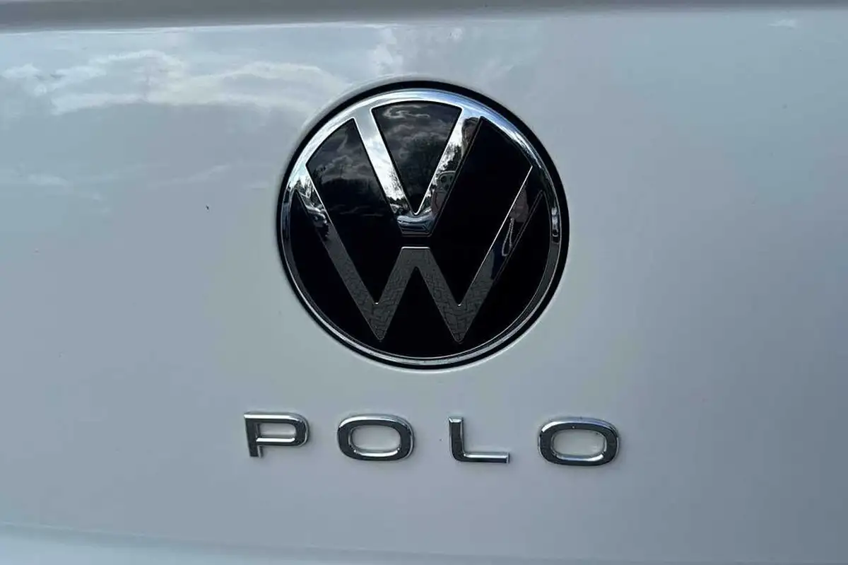 2021-volkswagen-polo-10-tsi-match-big-32