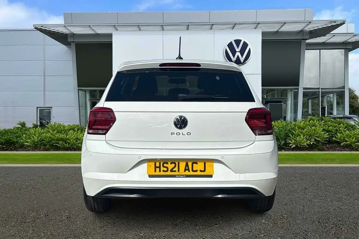 2021-volkswagen-polo-10-tsi-match-big-8