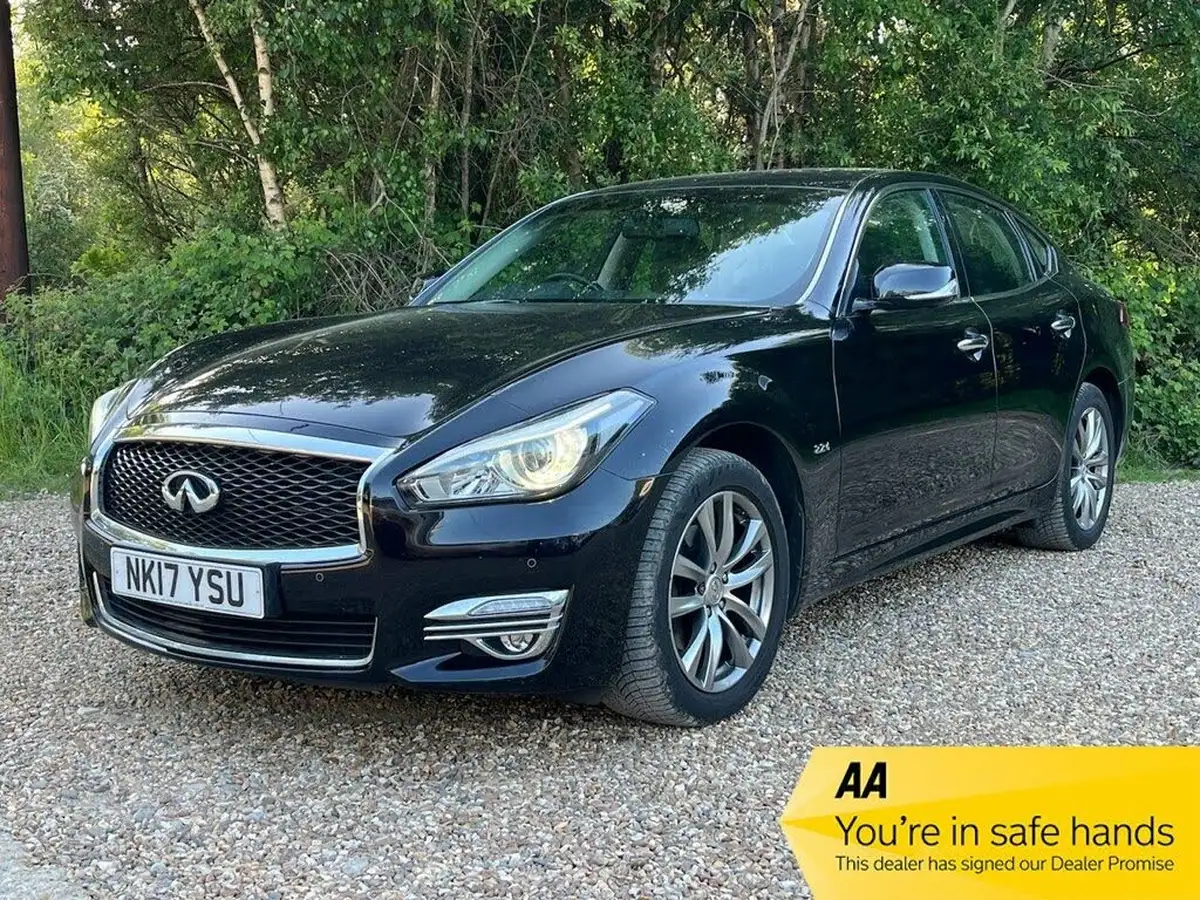 2017-infiniti-q70-22td-premium-big-0