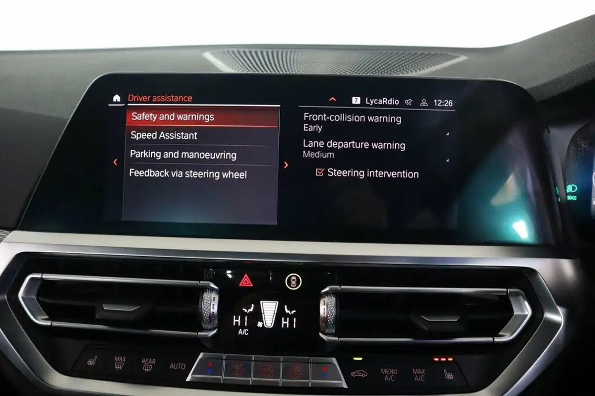 2021-bmw-3-series-20-320i-m-sport-saloon-4d-big-46