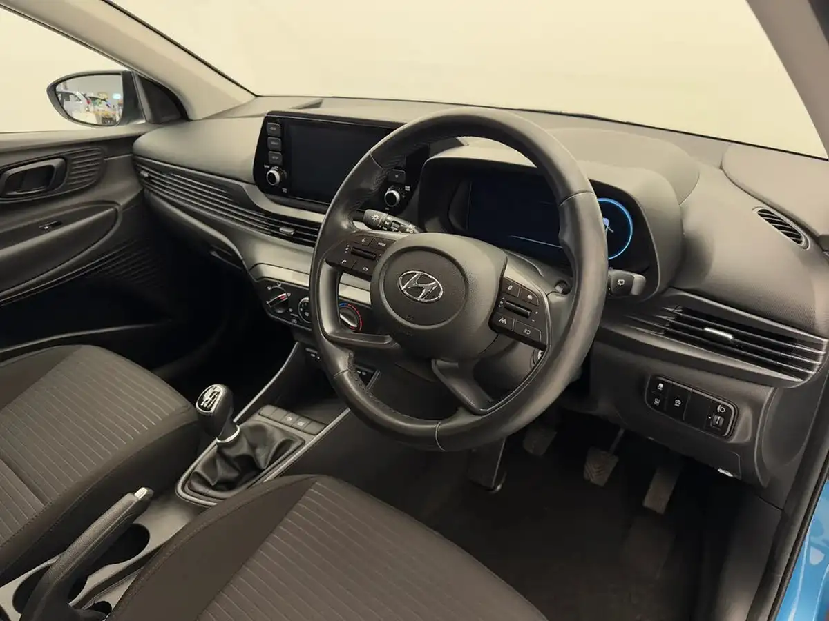 2022-hyundai-i20-10-t-gdi-se-connect-eclutch-imt-big-21