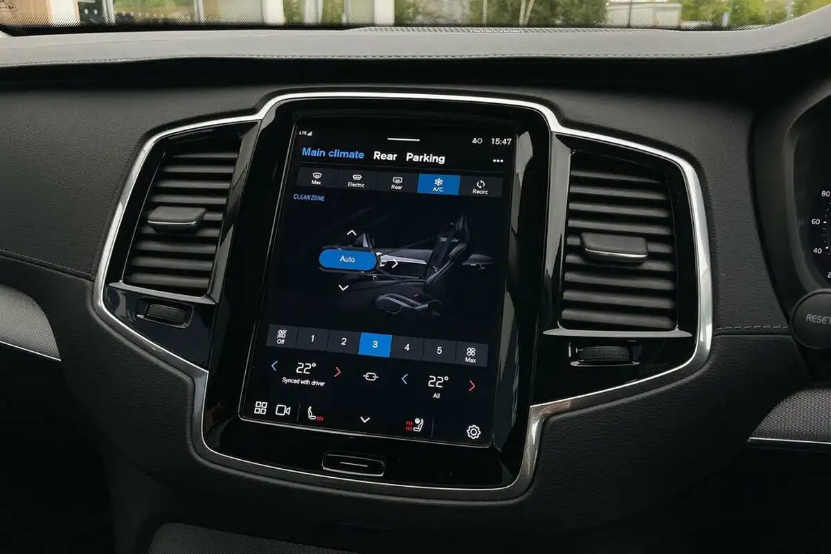 2023-volvo-xc90-20-t8-plus-big-38