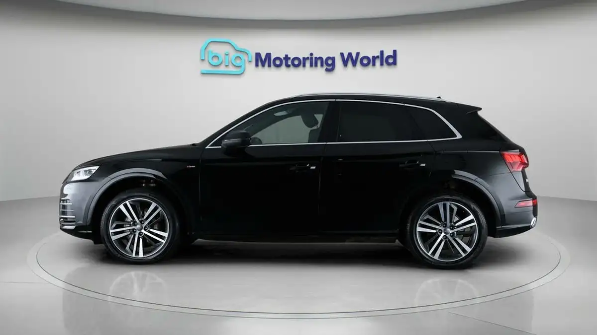 2020-audi-q5-20-55-tfsi-e-s-line-competition-big-4