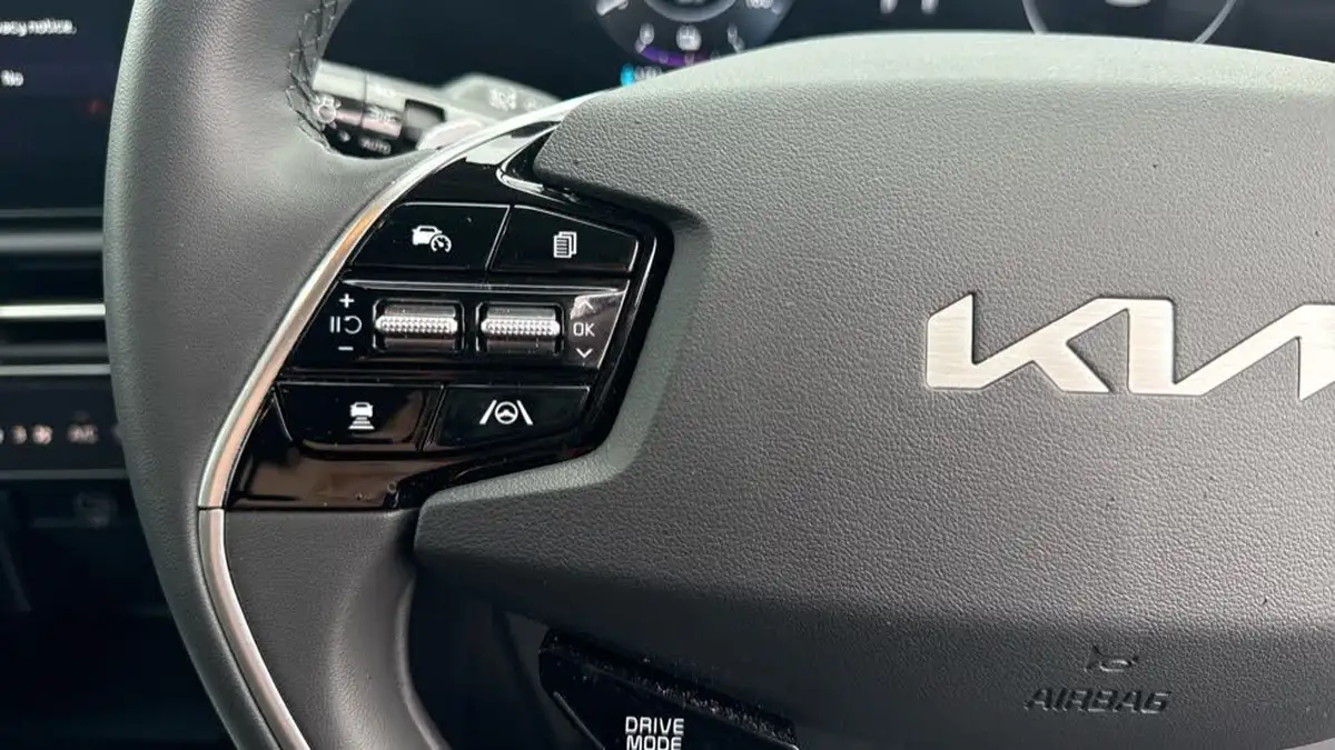 2024-kia-niro-ev-e-2-big-41