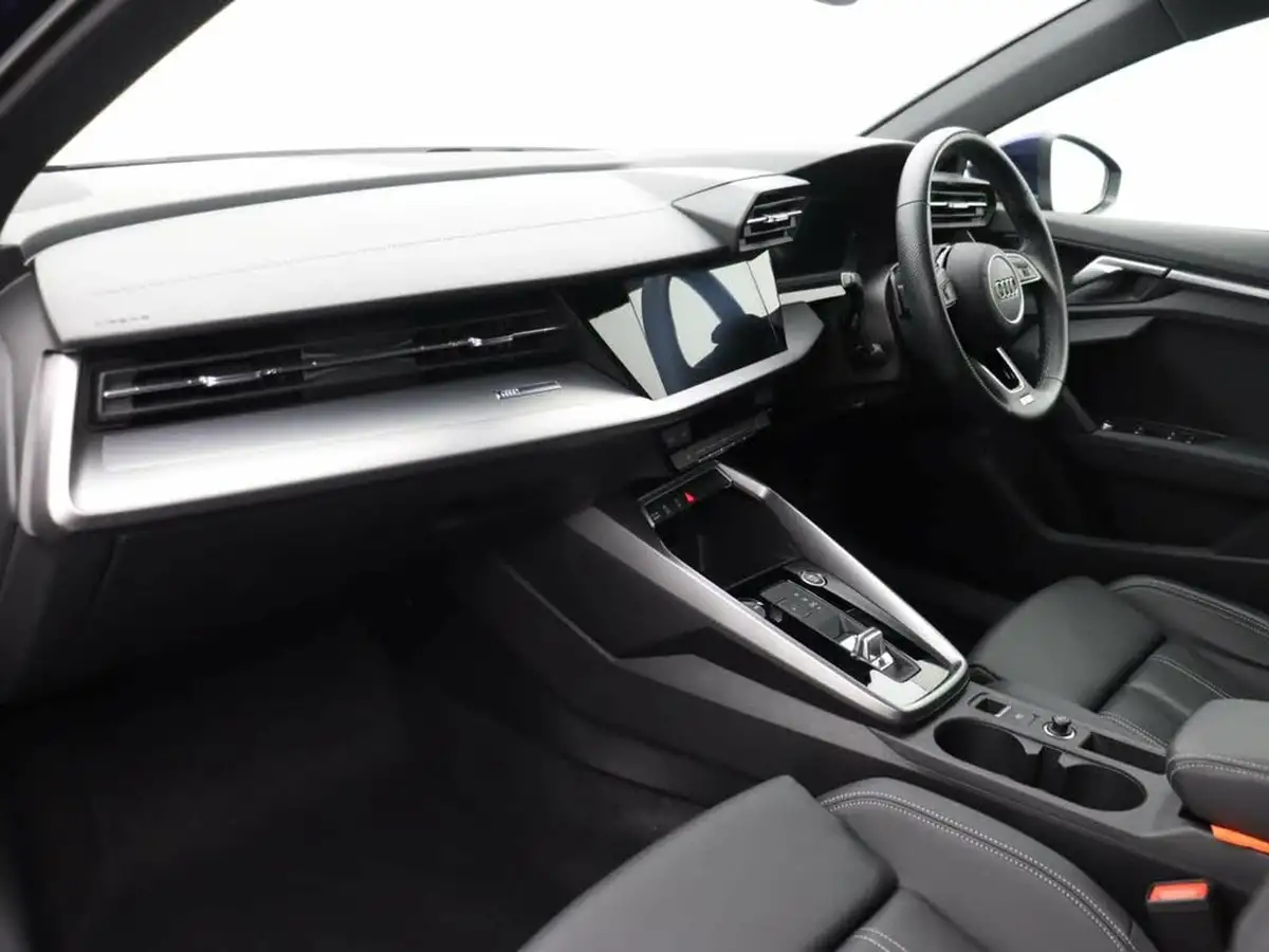 2023-audi-a3-15-35-tfsi-s-line-saloon-4d-tronic-big-10