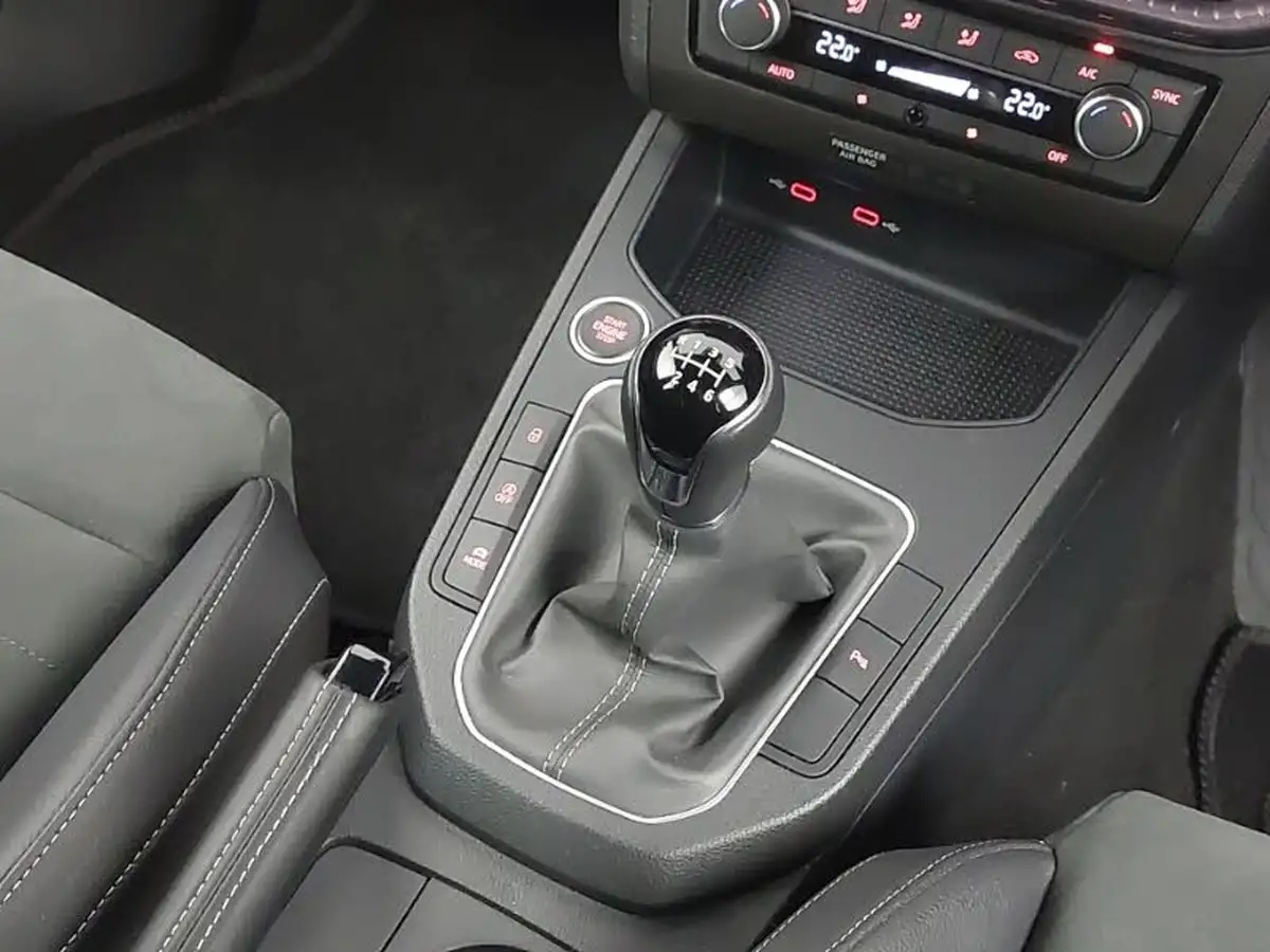 2023-seat-ibiza-10-tsi-xcellence-lux-110ps-big-9