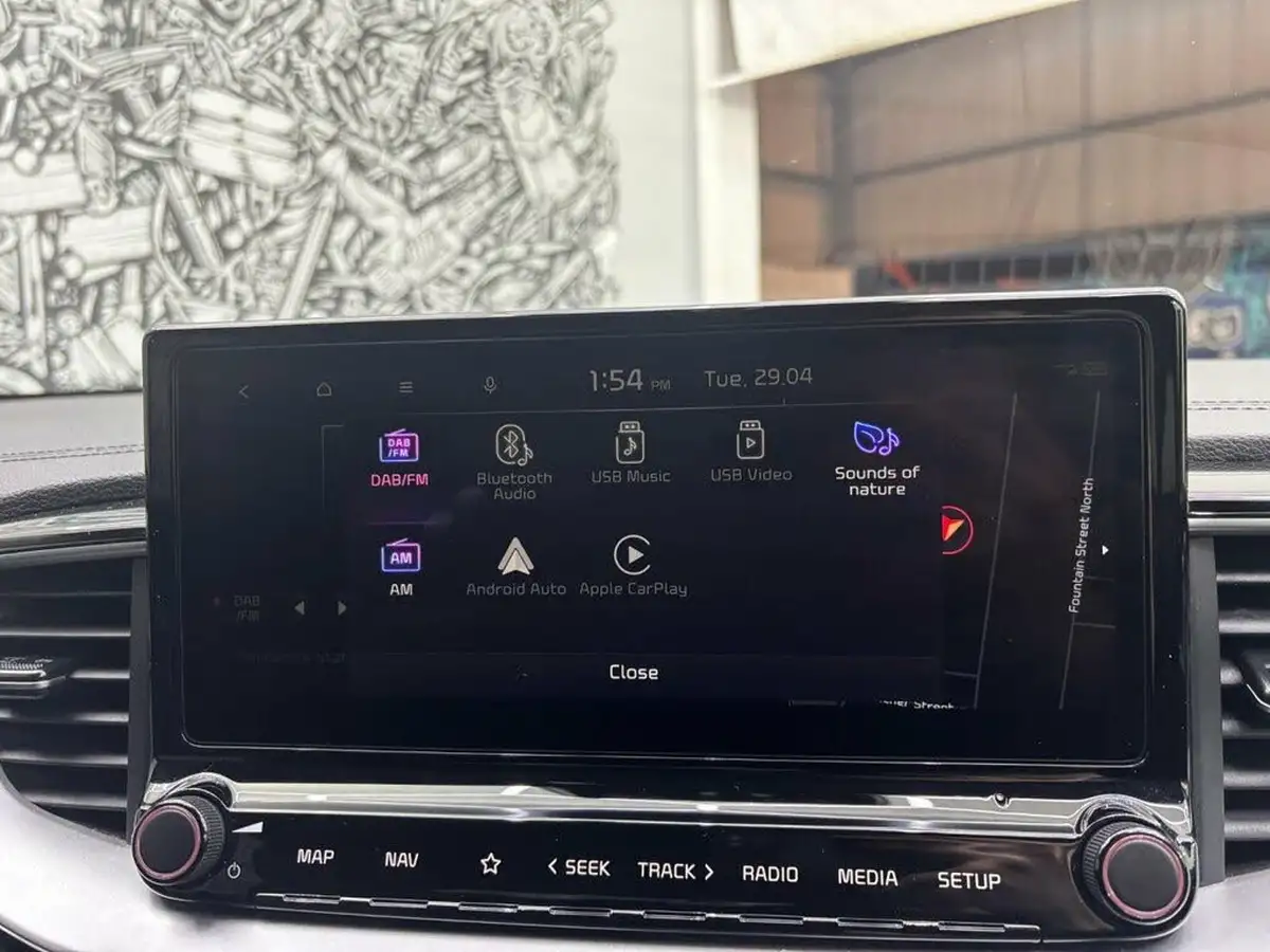 2022-kia-ceed-15-t-gdi-3-hatchback-big-18