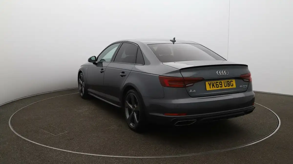 2019-audi-a4-20-45-tfsi-black-edition-big-61