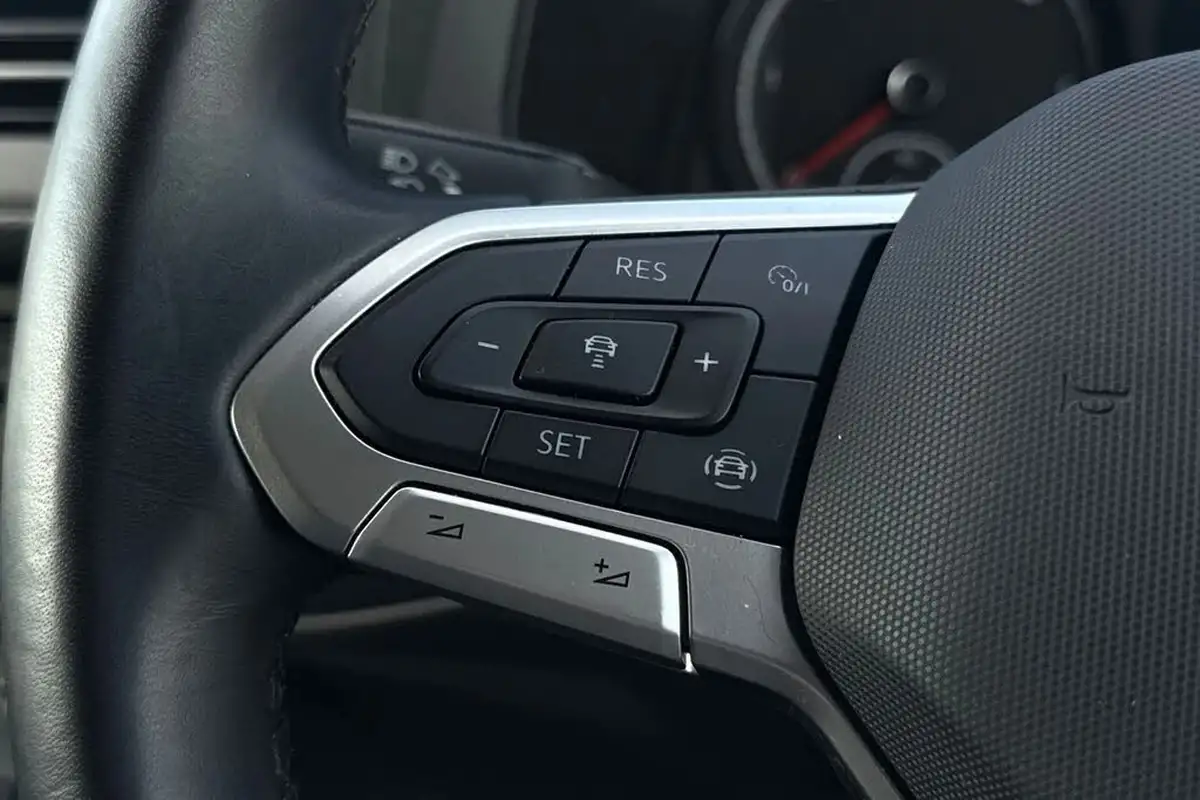 2024-volkswagen-transporter-big-34