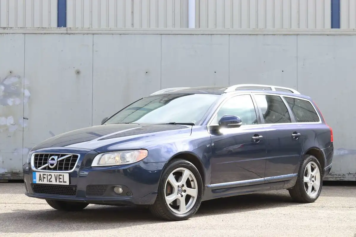 2012-volvo-v70-24td-d5-se-lux-212bhp-geartronic-big-25