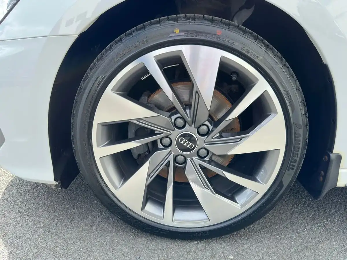 2020-audi-a3-15-35-tfsi-s-line-sportback-5d-1498cc-big-24