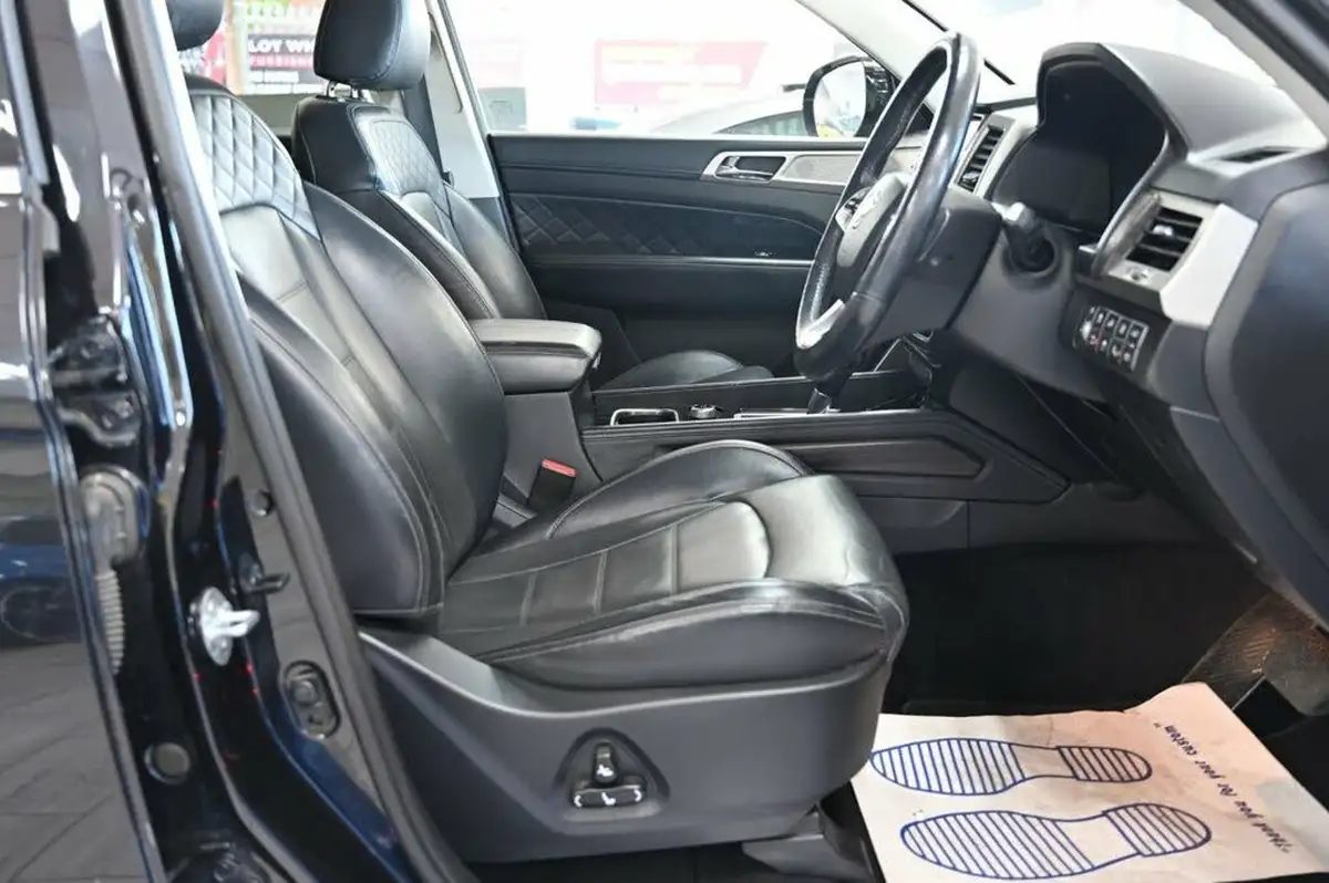 2018-kgm-ssangyong-rexton-22td-ultimate-big-22