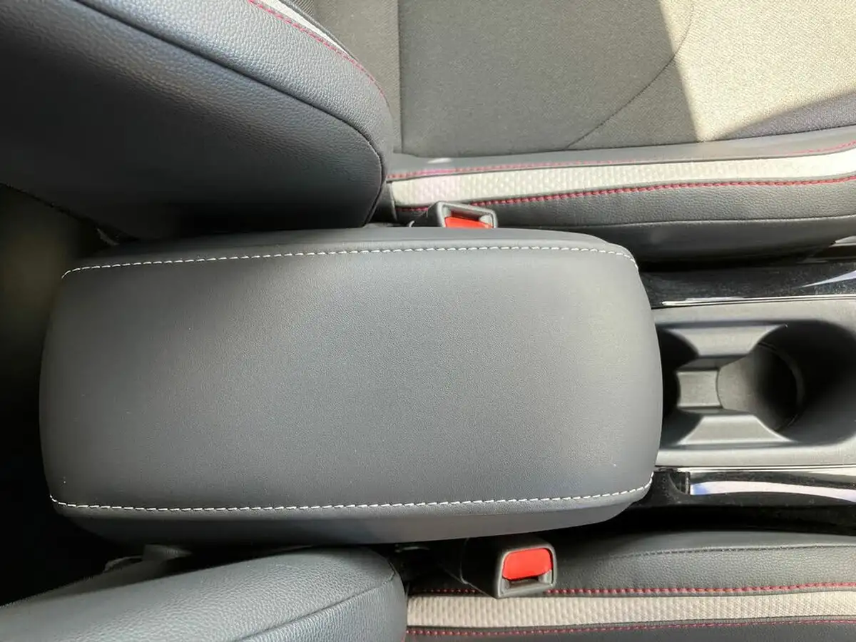 2023-toyota-corolla-20-vvt-i-gr-sport-193bhp-hatchback-big-37