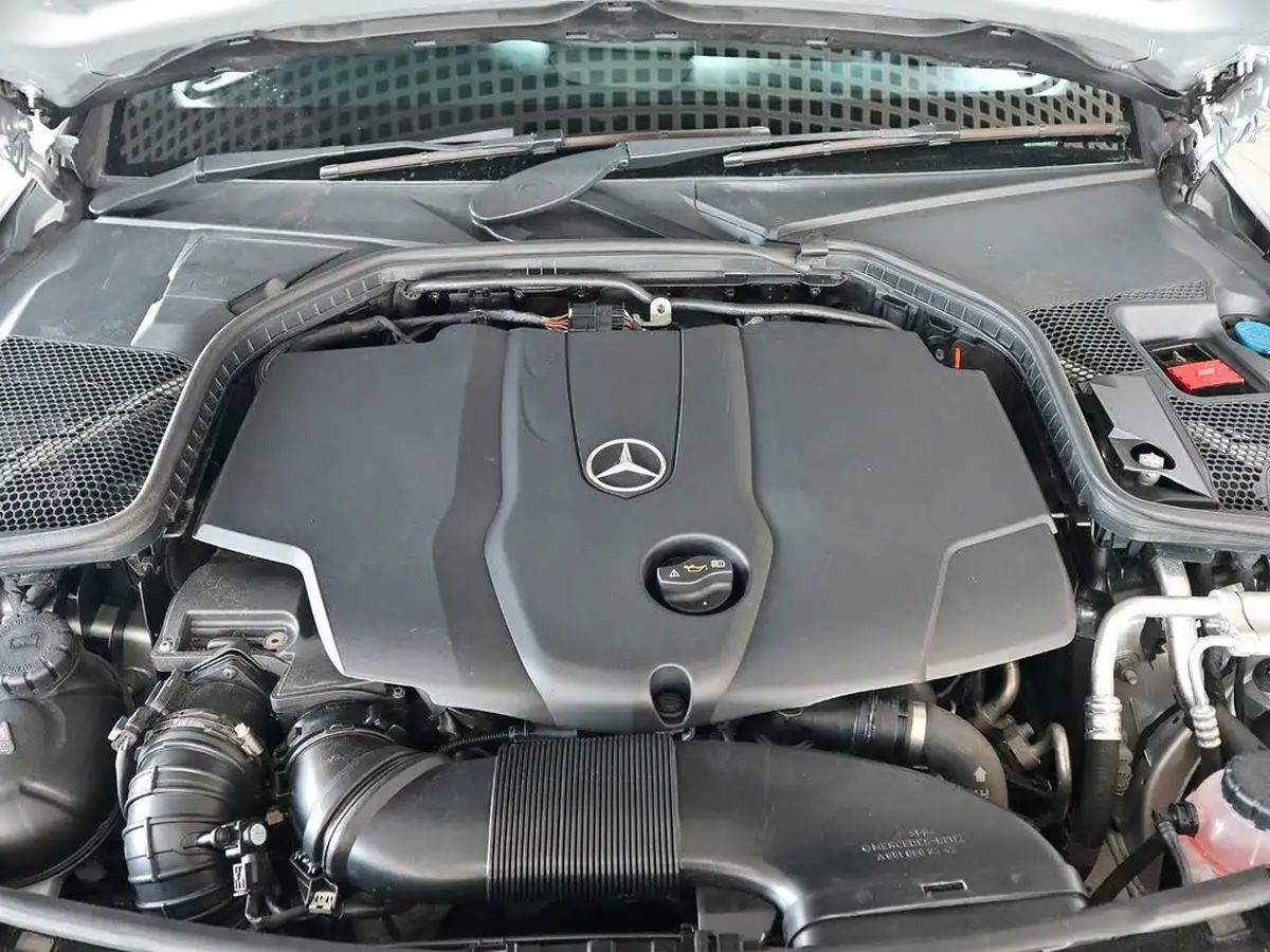 2017-mercedes-benz-c-class-21d-c220d-amg-line-ss-saloon-4d-9g-tronic-plus-big-38