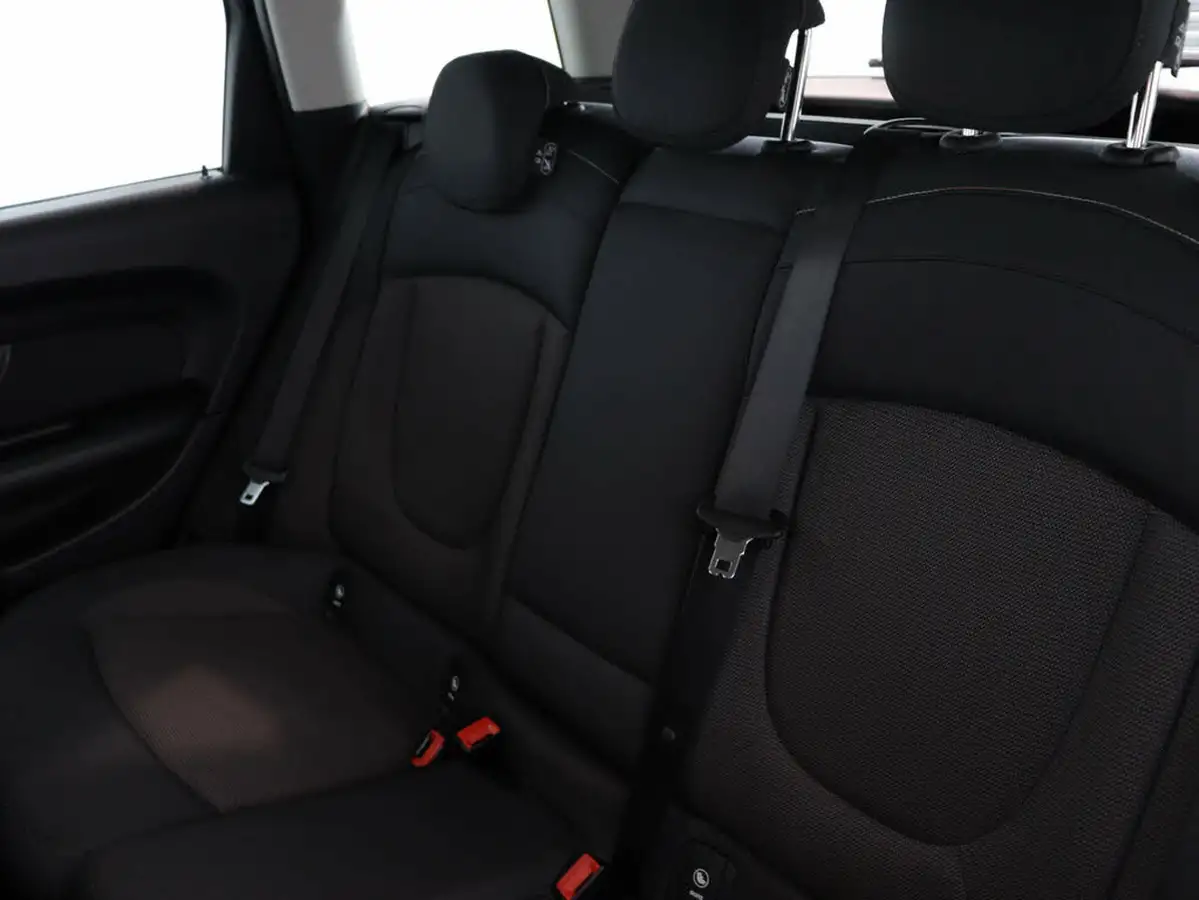 2020-mini-clubman-15-cooper-classic-comfortnav-plus-auto-big-38