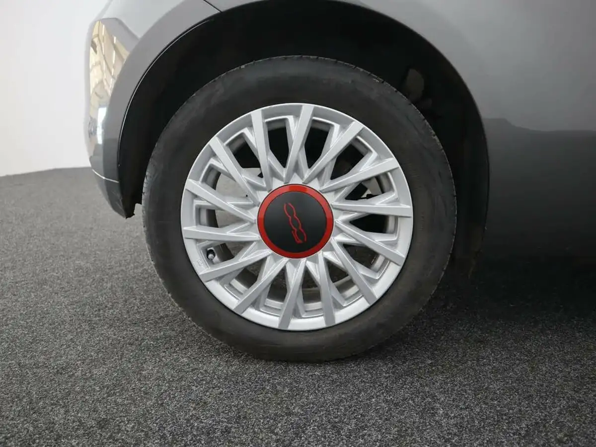 2022-fiat-500-10-red-big-6