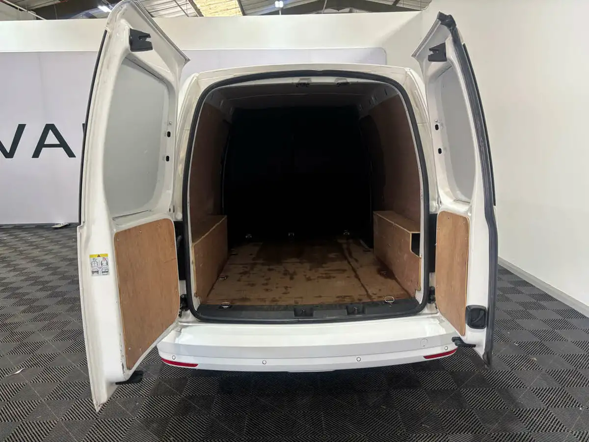 2018-volkswagen-caddy-maxi-20tdi-c20-maxi-trendline-bmt-102pseu6-big-6