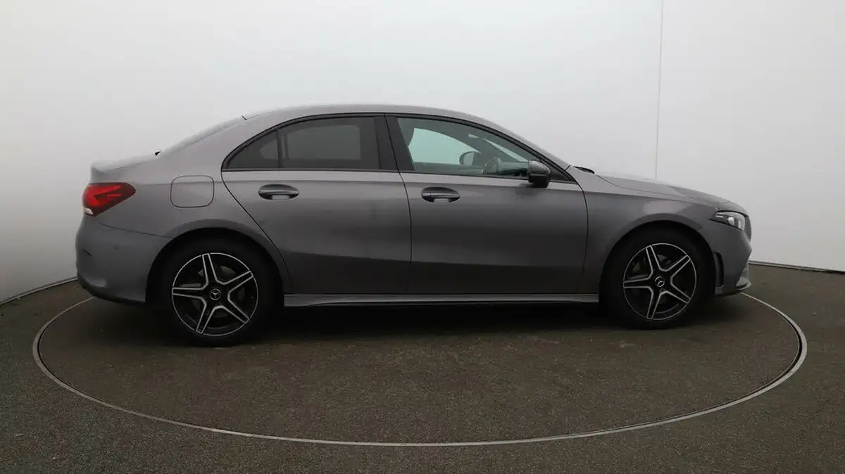 2021-mercedes-benz-a-class-20-a250-amg-line-executive-edition-saloon-4d-big-42