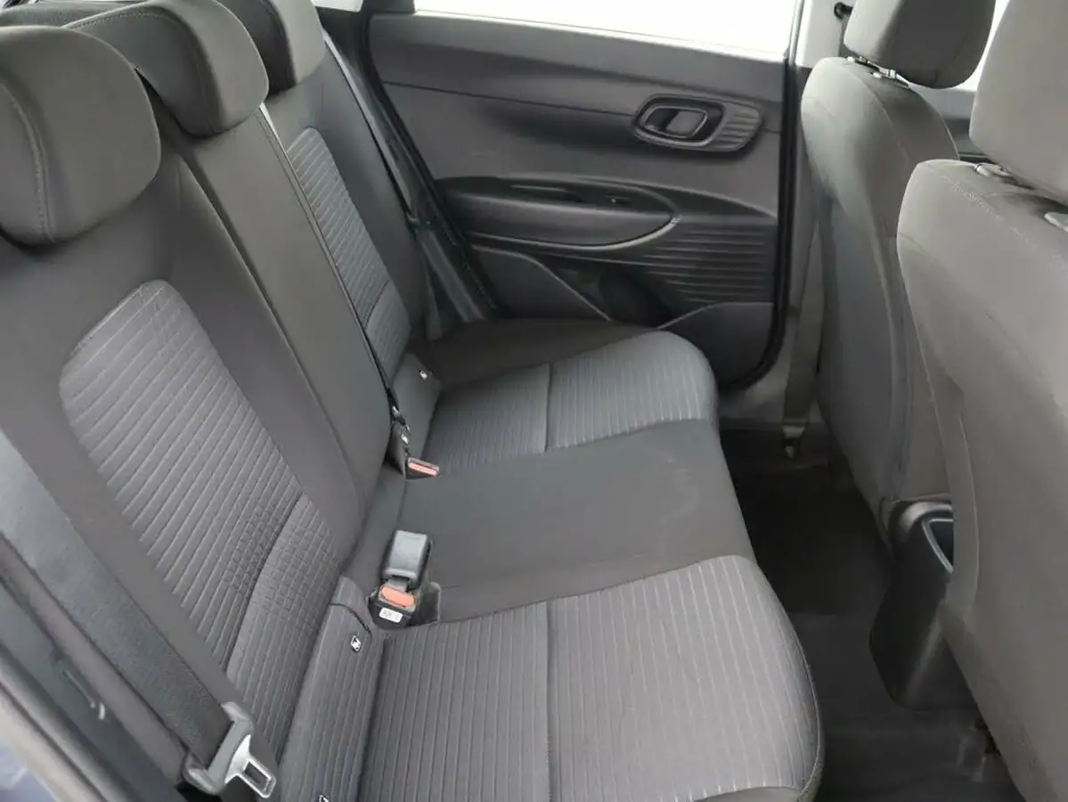 2022-hyundai-i20-10-t-gdi-se-connect-eclutch-imt-big-16