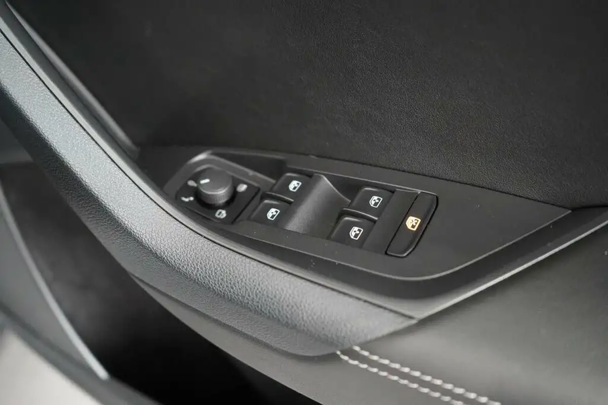 2020-skoda-kodiaq-15-tsi-se-l-dsg-big-35
