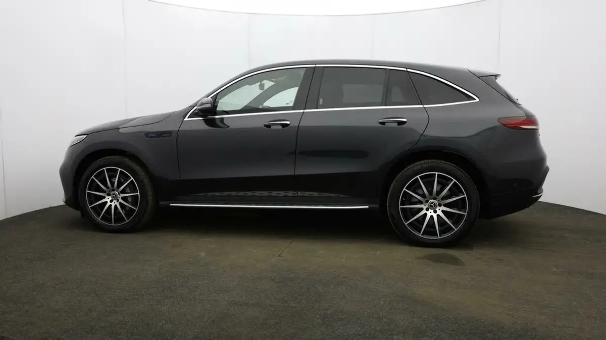 2020-mercedes-benz-eqc-e-eqc-400-amg-line-big-59