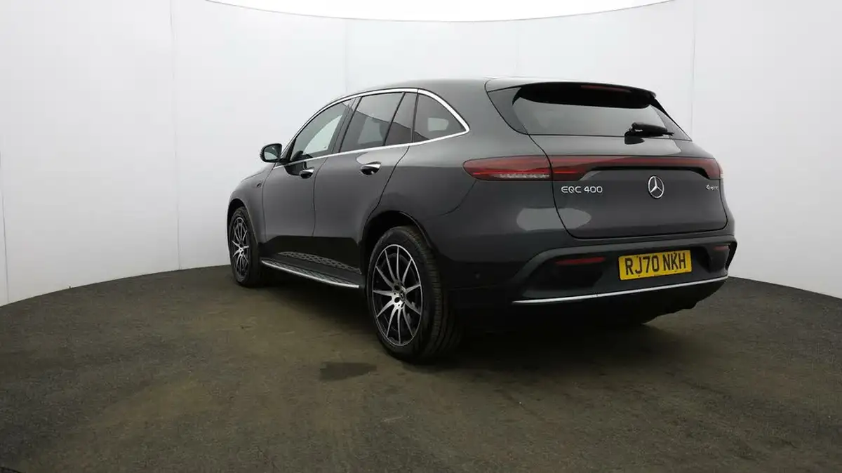 2020-mercedes-benz-eqc-e-eqc-400-amg-line-big-35
