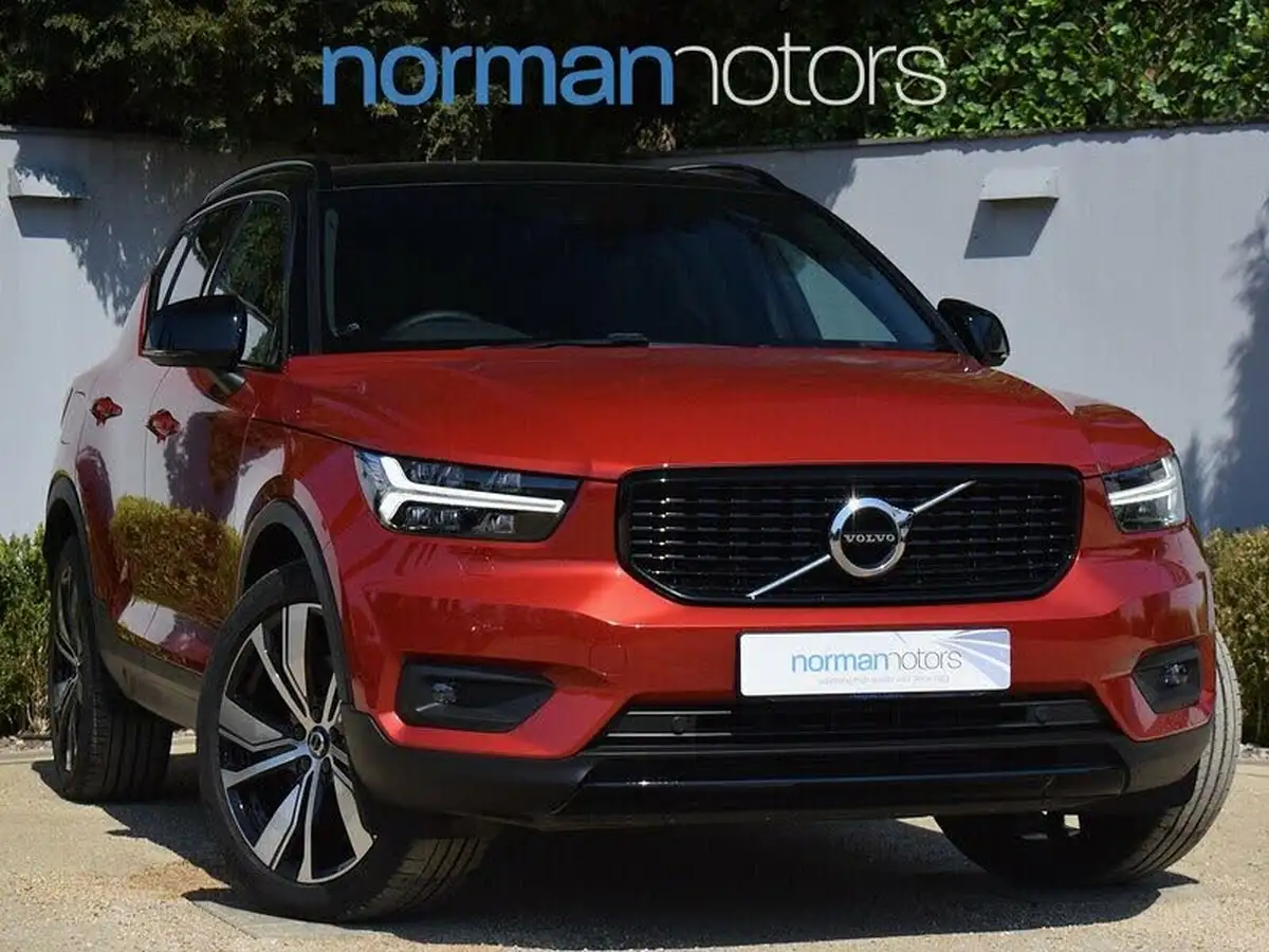 2022-volvo-xc40-15-t5-r-design-pro-big-0