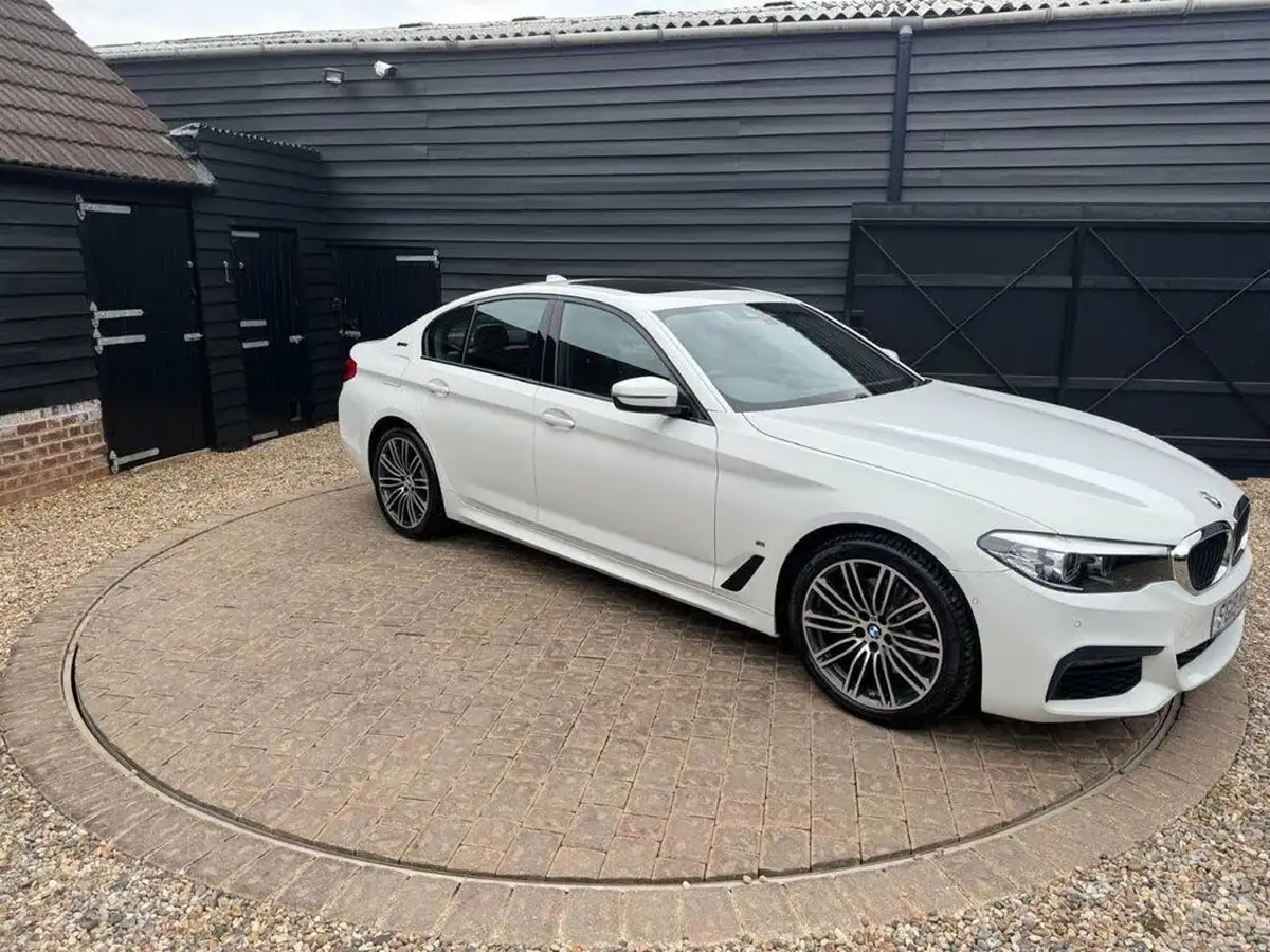 2019-bmw-5-series-20-530e-m-sport-auto-big-38