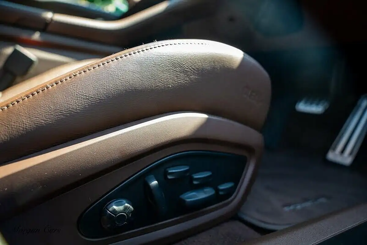 2022-porsche-taycan-e-turbo-cross-turismo-big-73