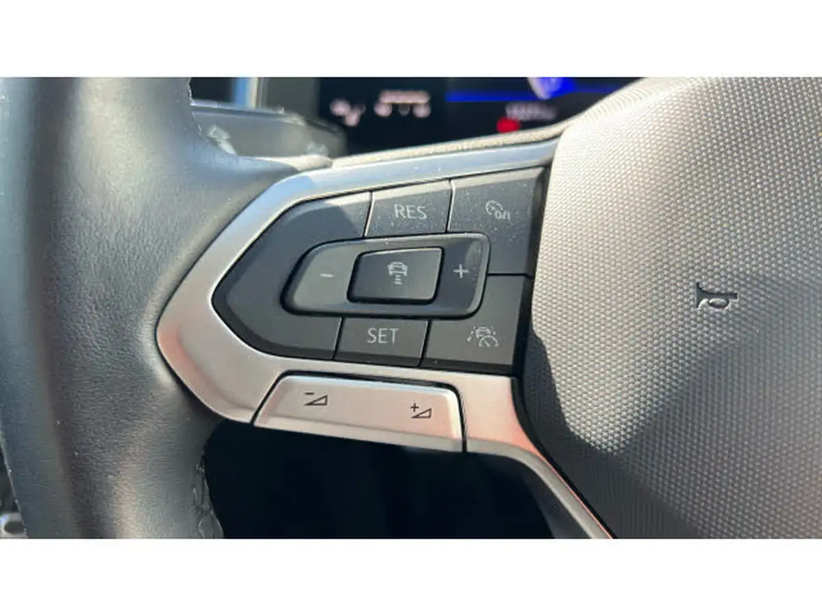 2021-volkswagen-polo-10-tsi-life-big-27