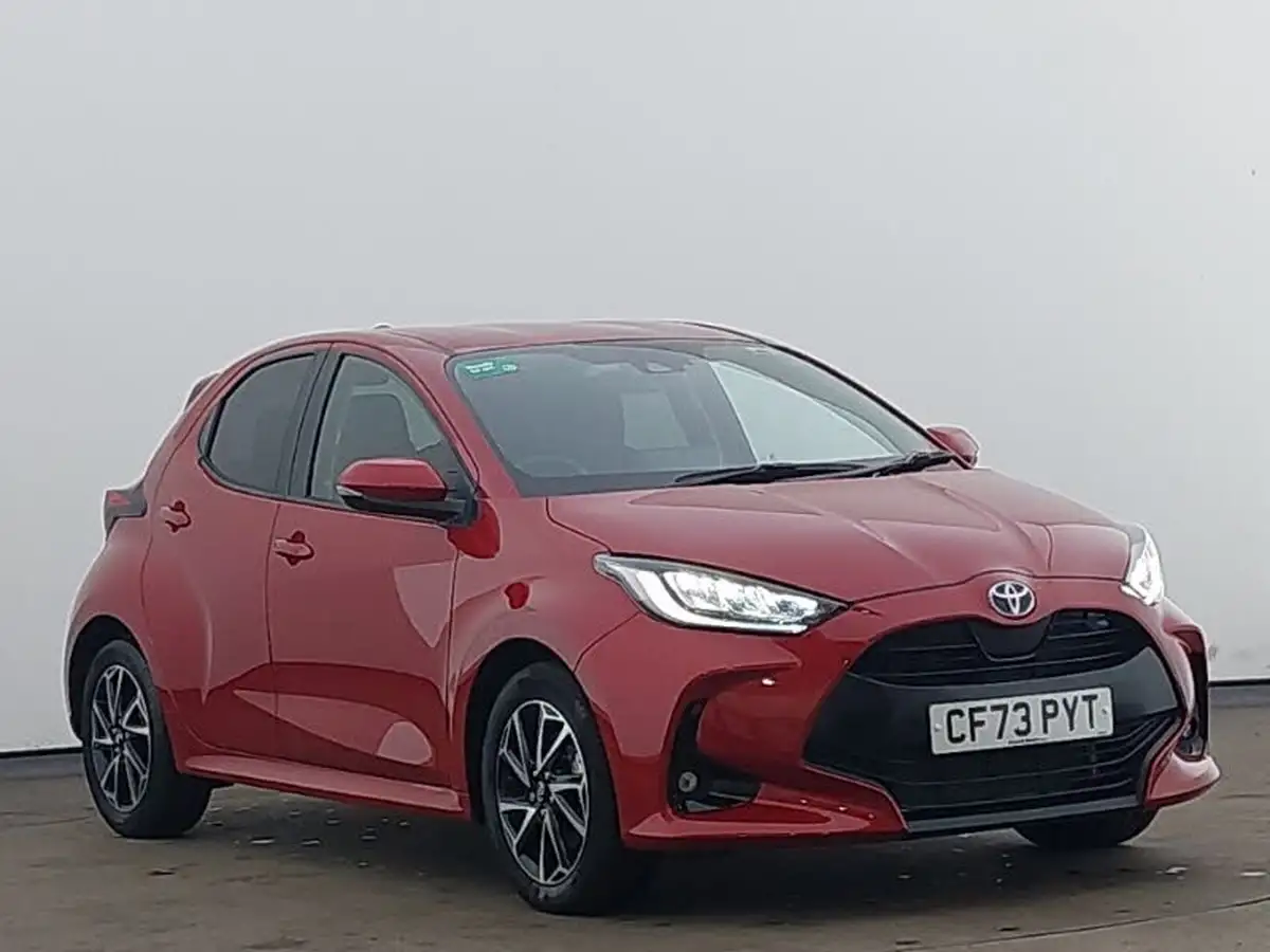 2024-toyota-yaris-15-vvt-i-design-big-0