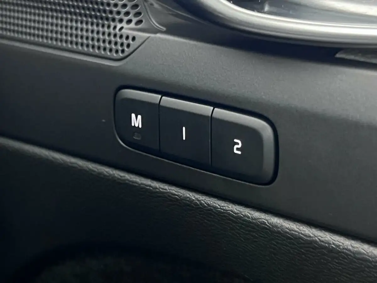 2021-volvo-xc40-15-t5-inscription-pro-258bhp-big-16