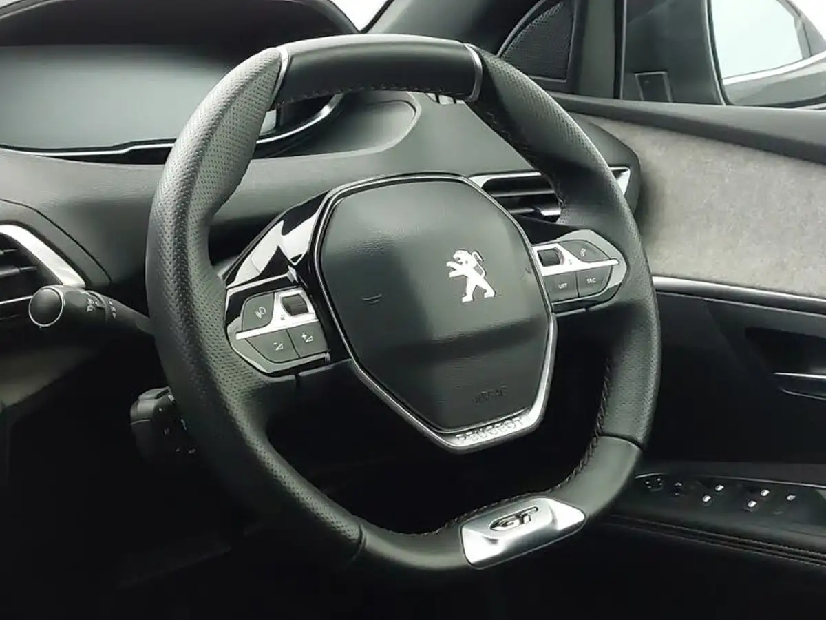 2024-peugeot-3008-suv-12-puretech-gt-136ps-hybrid-e-dsc6-big-9
