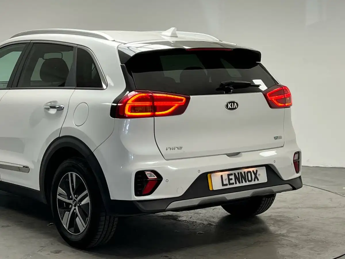 2021-kia-niro-16-gdi-phev-3-big-6