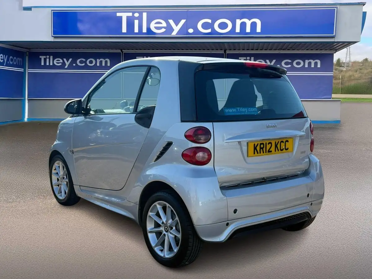 2012-smart-fortwo-10-passion-71bhp-coupe-softouch-big-6