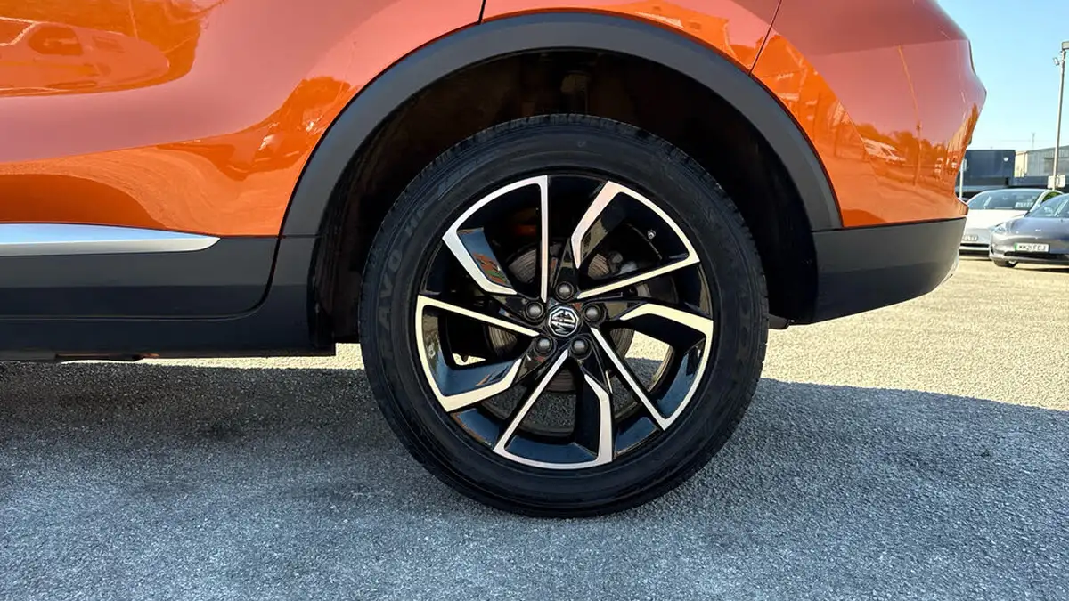 2023-mg-zs-suv-15-vti-tech-exclusive-big-17