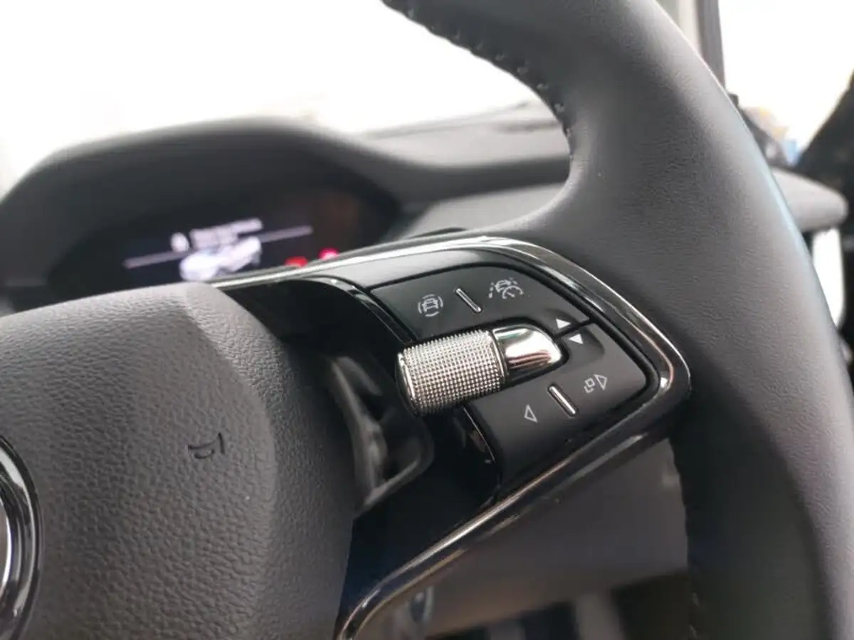 2024-skoda-enyaq-e-60-edition-big-13