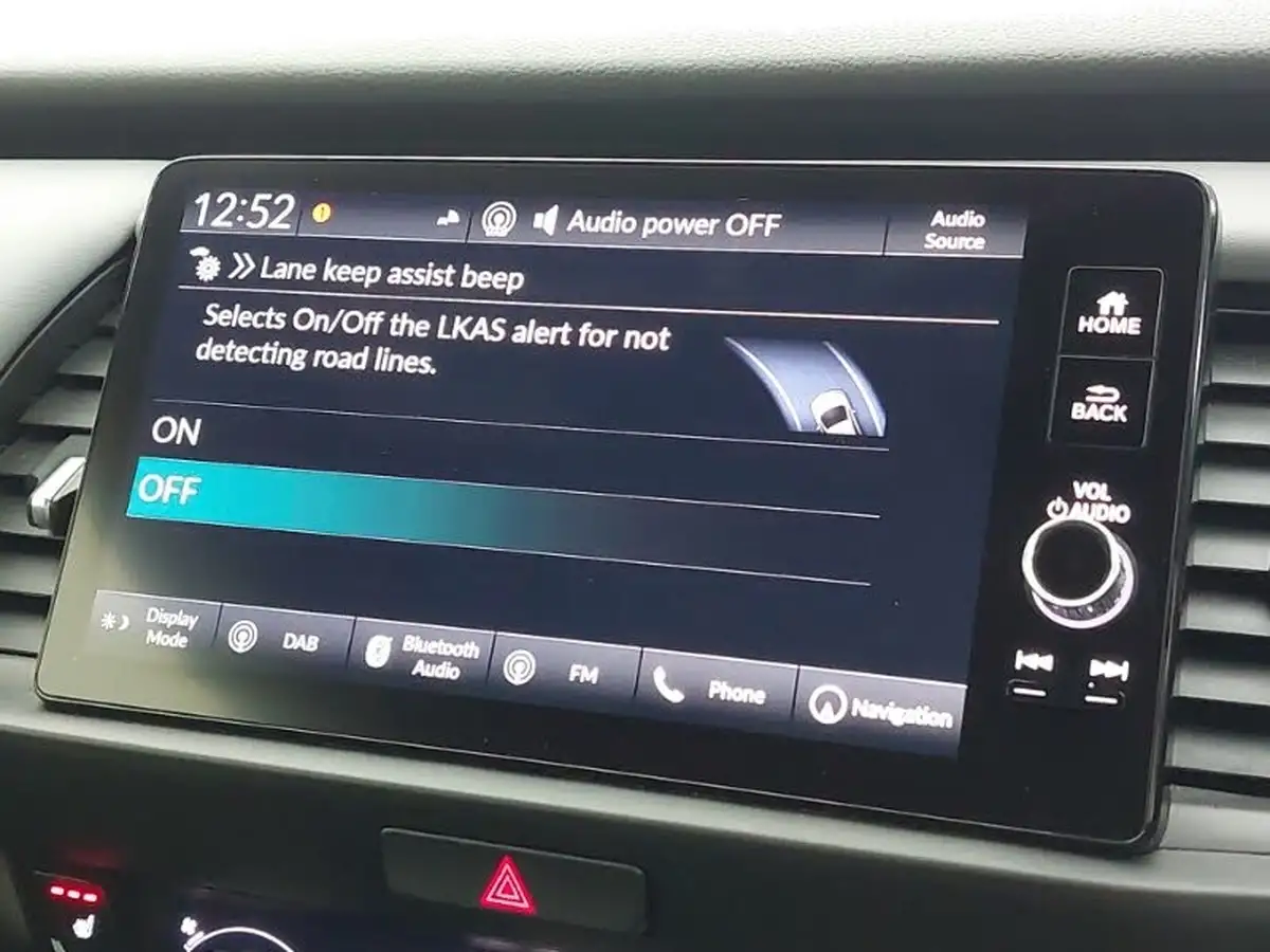 2023-honda-jazz-15-i-mmd-advance-sport-big-14