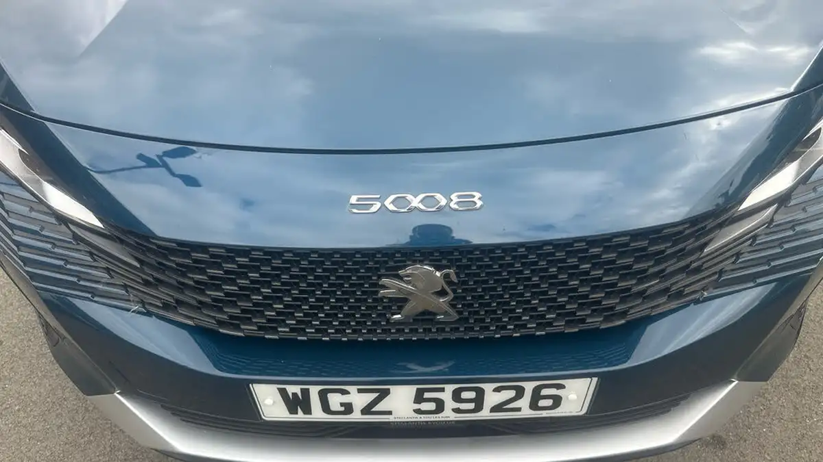 2022-peugeot-5008-suv-20-bluehdi-gt-180bhp-big-45
