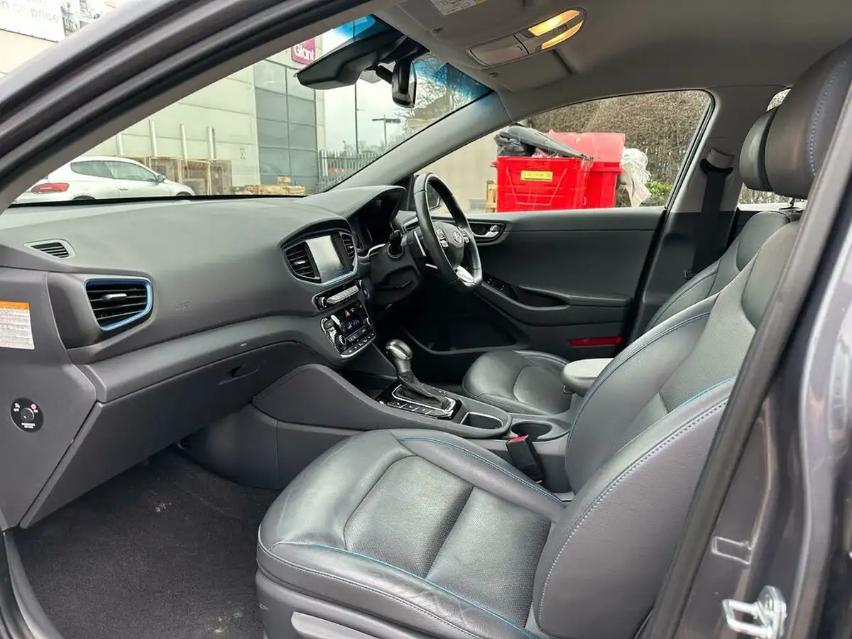 2018-hyundai-ioniq-16-gdi-premium-se-hybrid-big-18