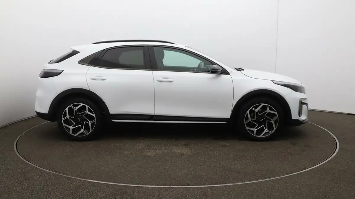 2023-kia-xceed-15-t-gdi-gt-line-158bhp-big-48