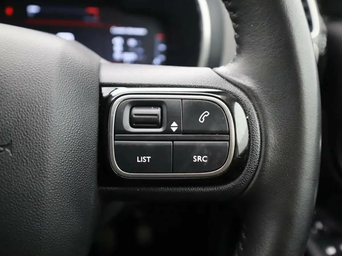 2022-citroen-c5-aircross-12-puretech-shine-ss-big-35