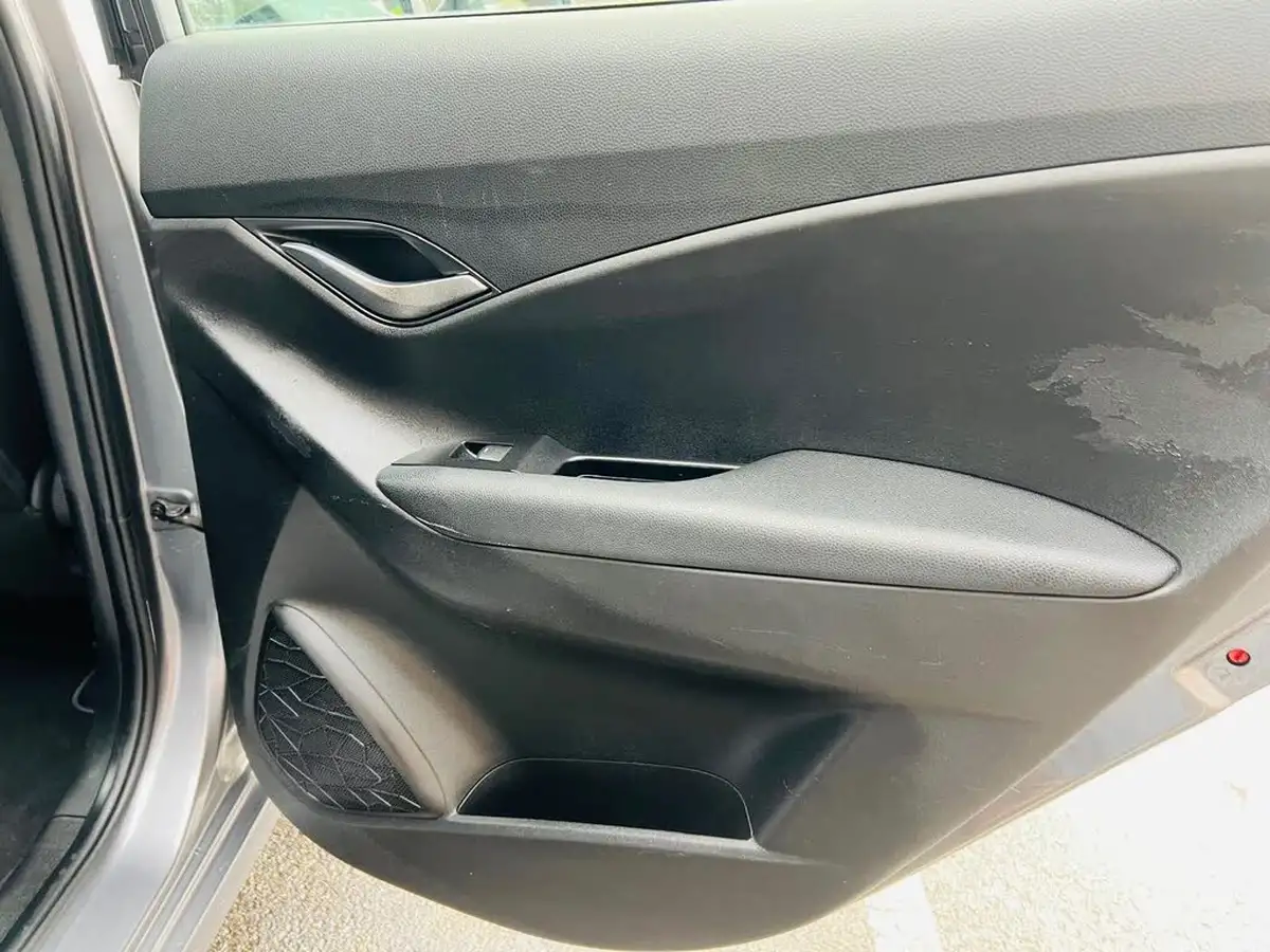2014-hyundai-ix20-16-active-125ps-big-34