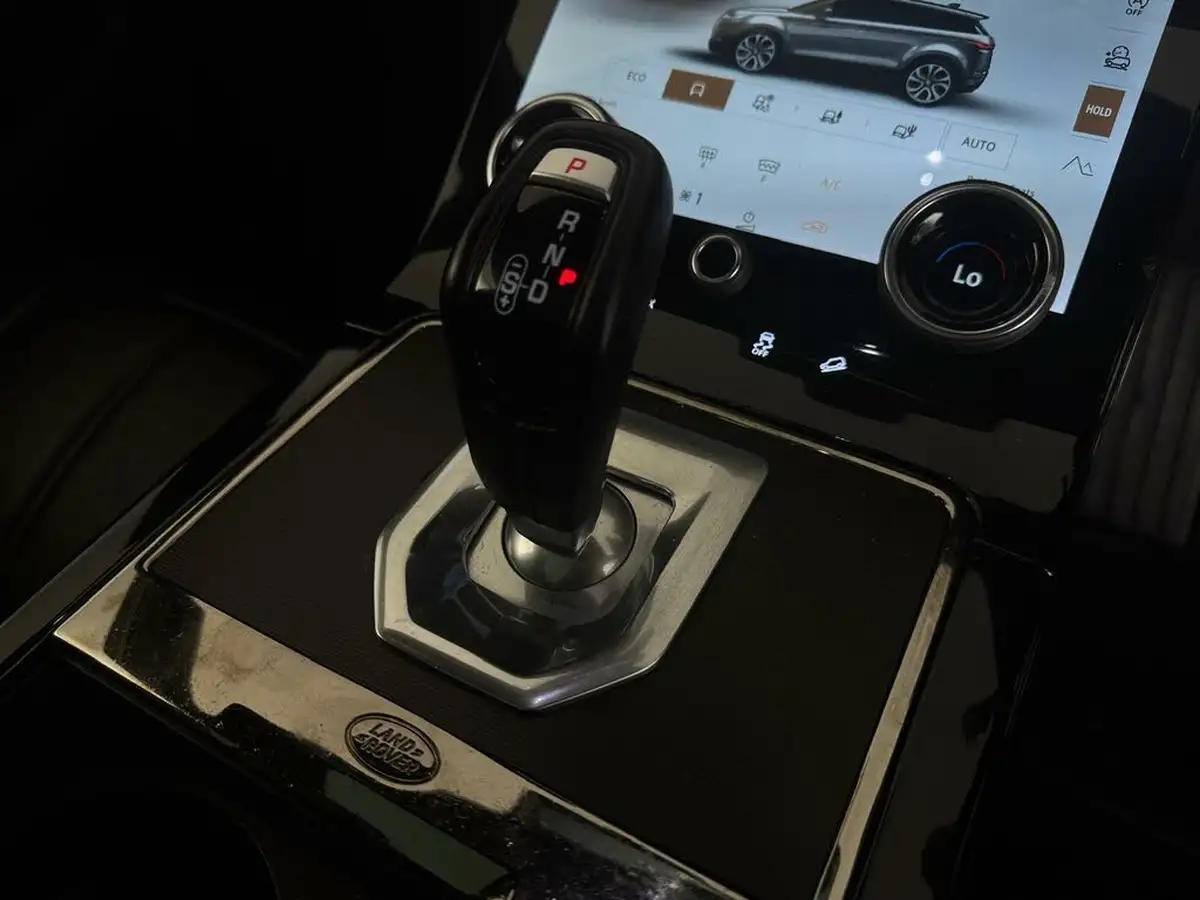 2021-land-rover-range-rover-evoque-20-p250-r-dynamic-hse-big-10