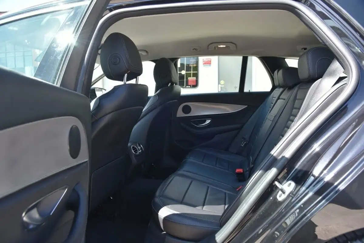 2019-mercedes-benz-e-class-20d-e220d-se-ss-estate-5d-big-24